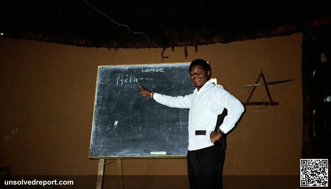 This is an image of "African people at work" from