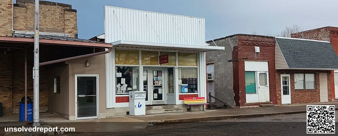 The Greater West Central Library is on Quincy Street in Golden, Illinois in Adams County.